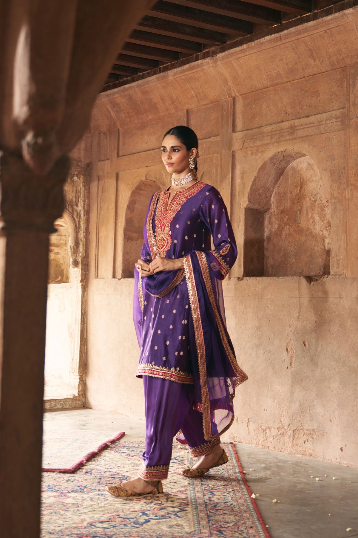 HAFSA - DEEP PURPLE CHAUGA WITH SALWAR (Lxrts)