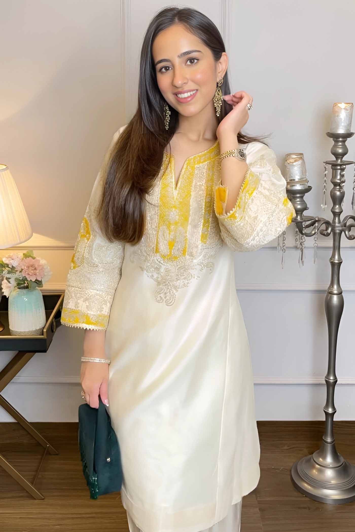 Smridhi Oberoi IN MOHSINA - DAISY IVORY SHORT KALIDAAR CHOGA WITH SALWAR