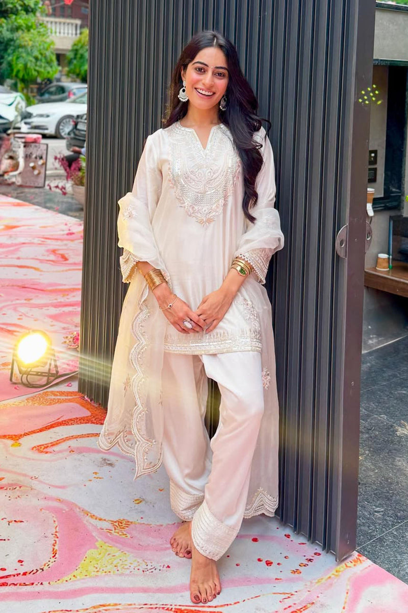Nikita Chawla in Sara- Daisy Ivory Short Kurta With  Salwar