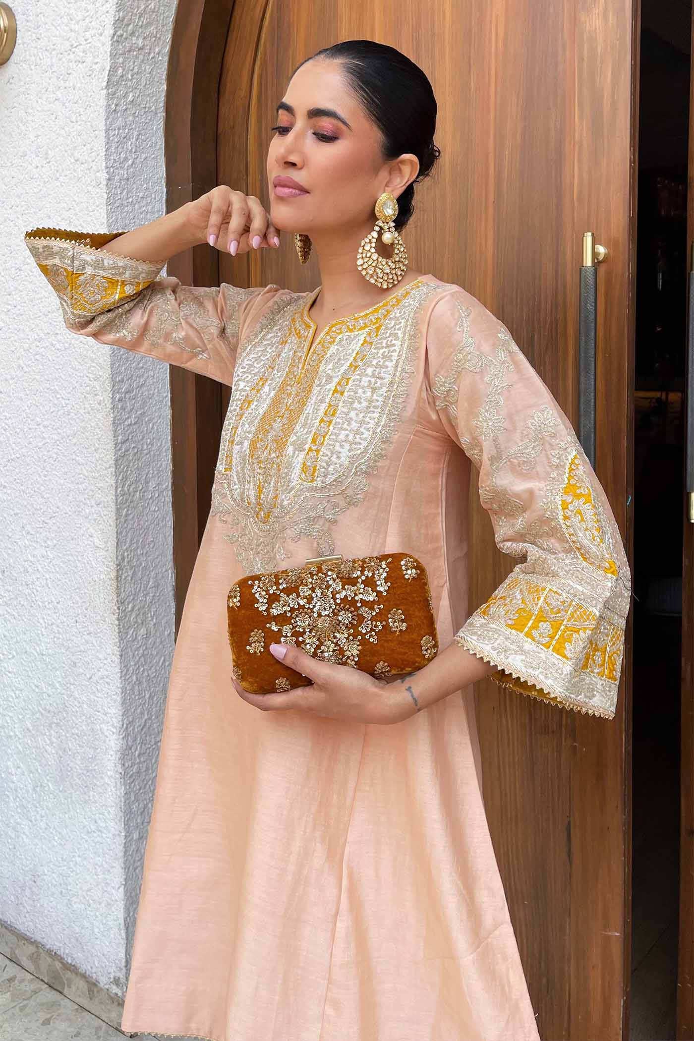 Alisha Pekha In MOHSINA - ROSE PINK SHORT KALIDAAR CHOGA WITH SALWAR