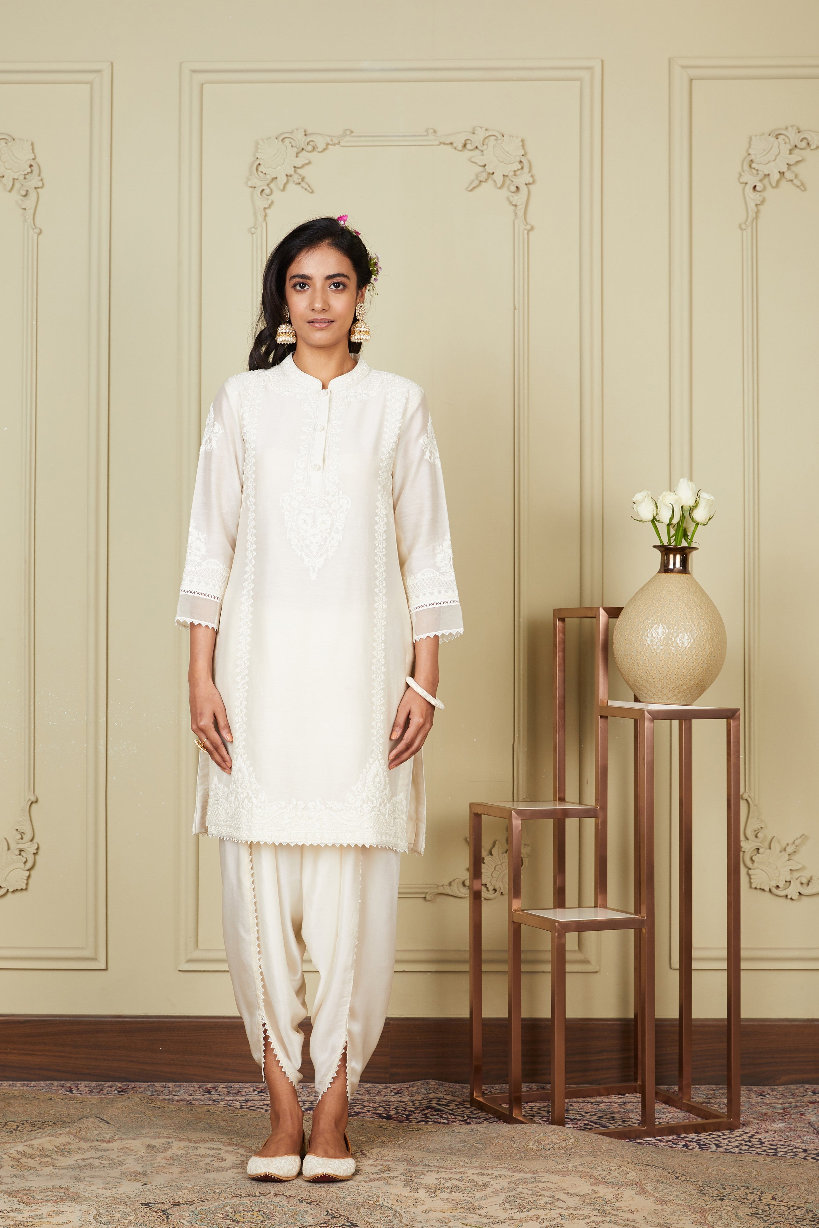 Ayanna - Daisy ivory short kurta with dhoti