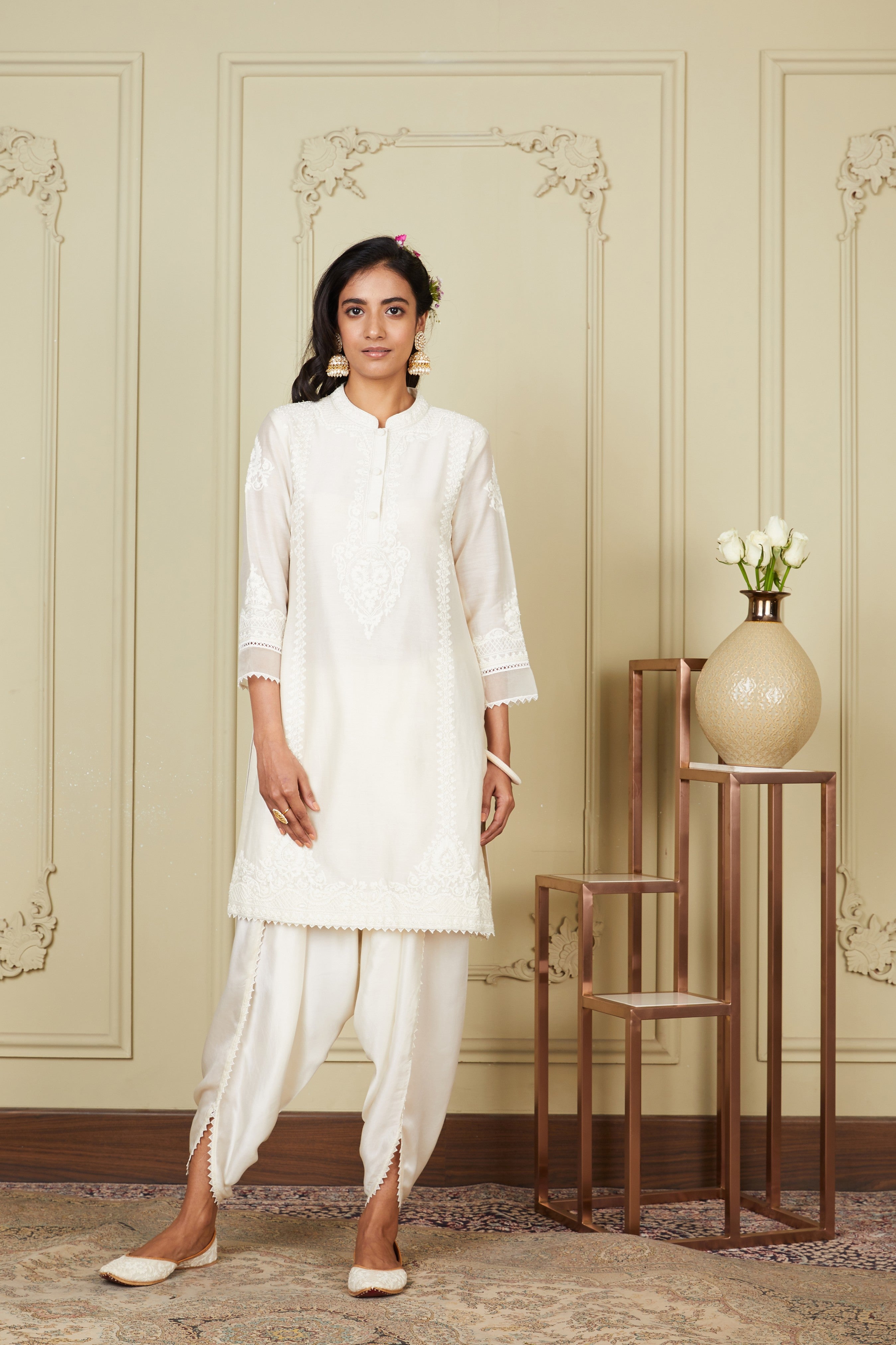 Ayanna - Daisy ivory short kurta with dhoti