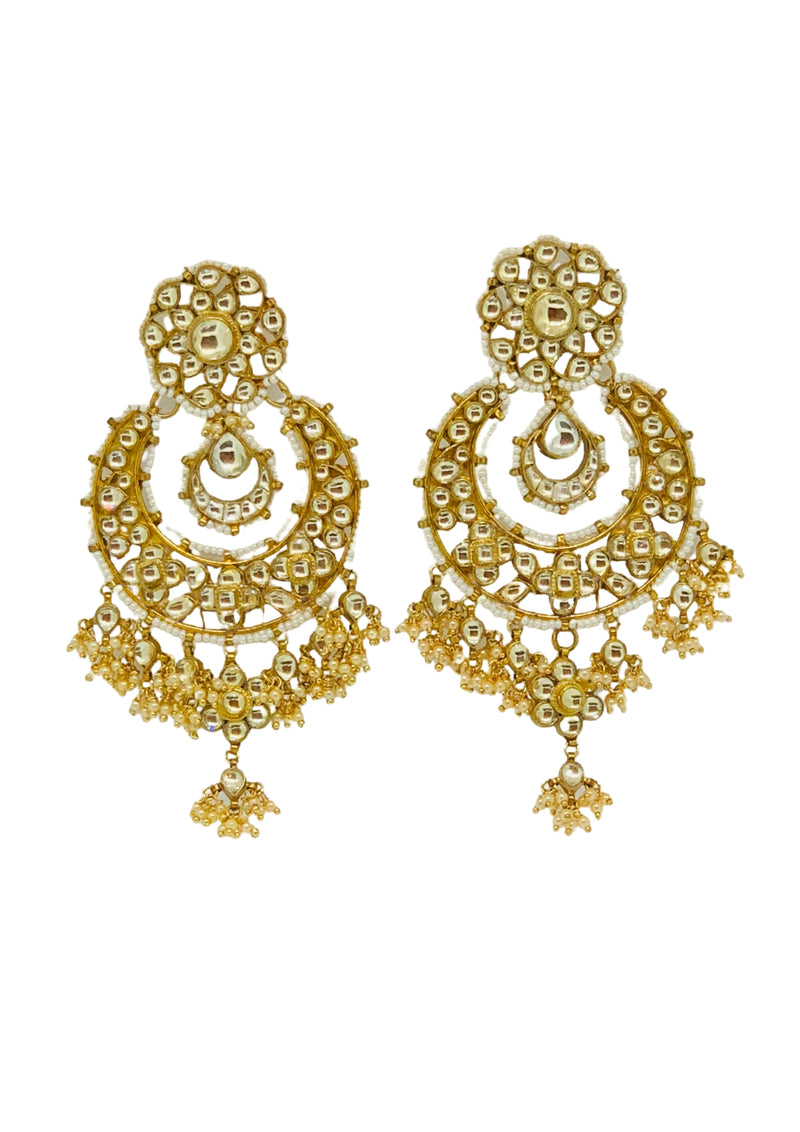 Adaa - White & Gold Kundan Earing