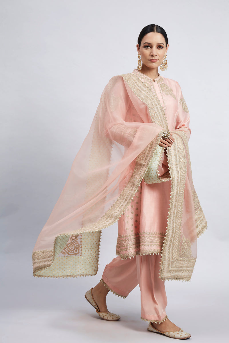 Naazira-Carnation Pink Embroidered Kurta Set