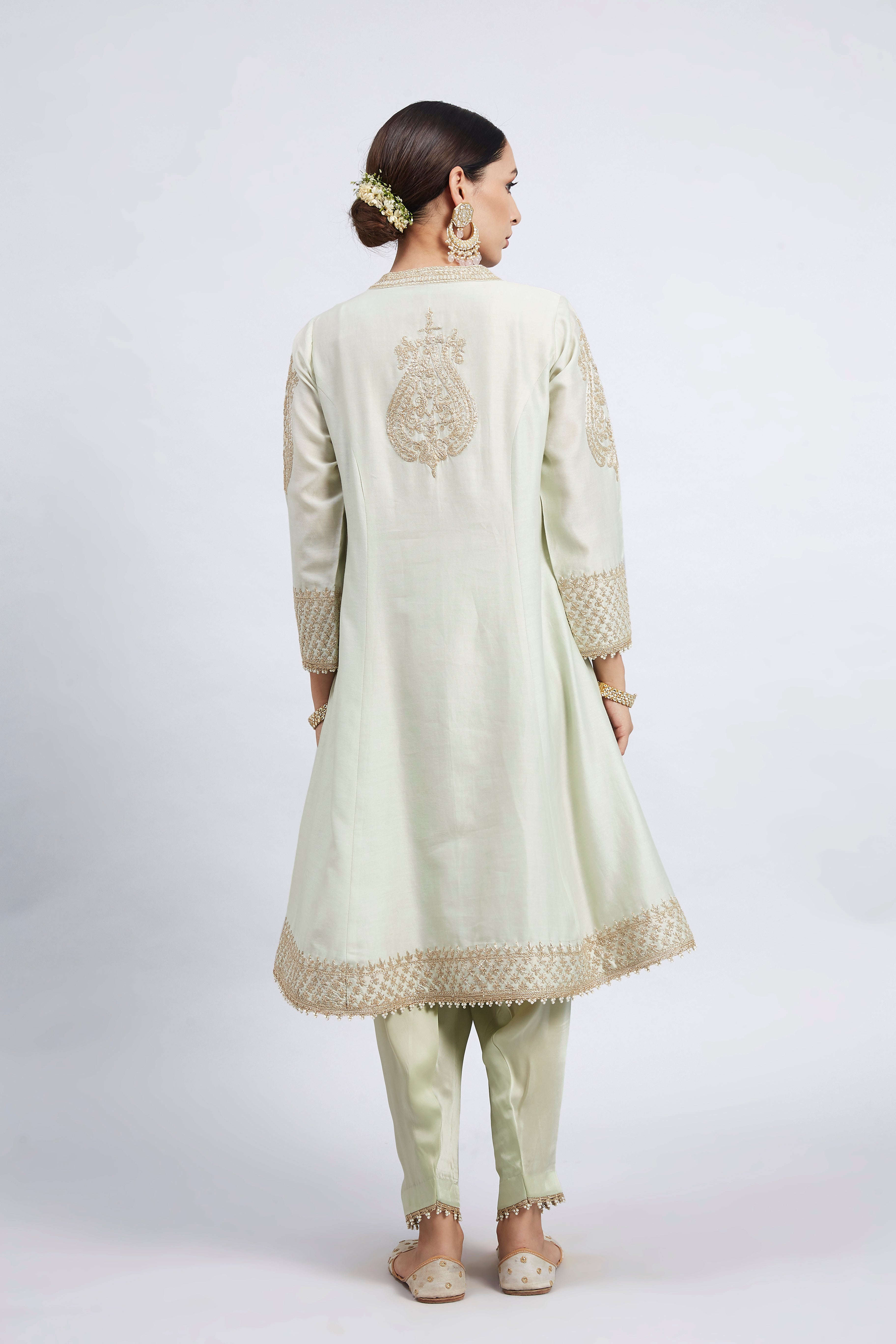 Rabhya- Mint Green Tilla Embroidered Kurta Set