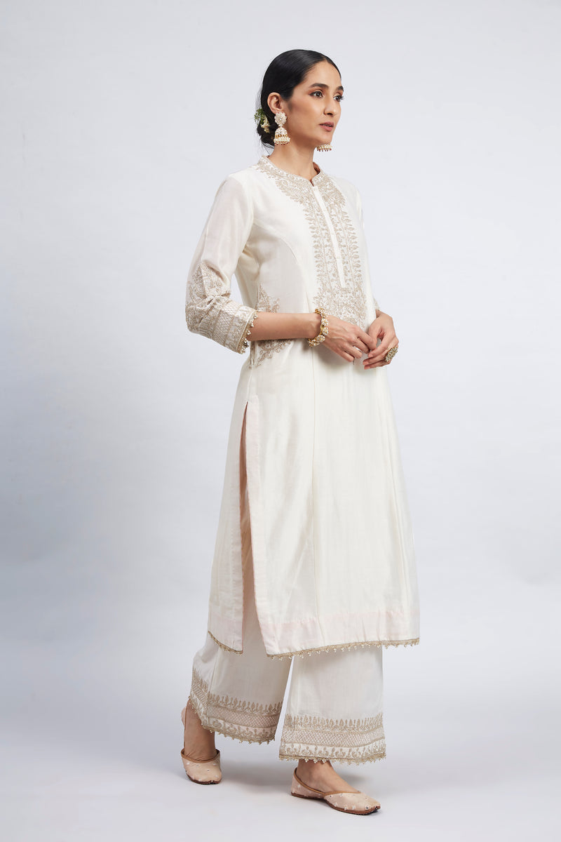 Aadah- White Princess-Cut Long Kurta Set
