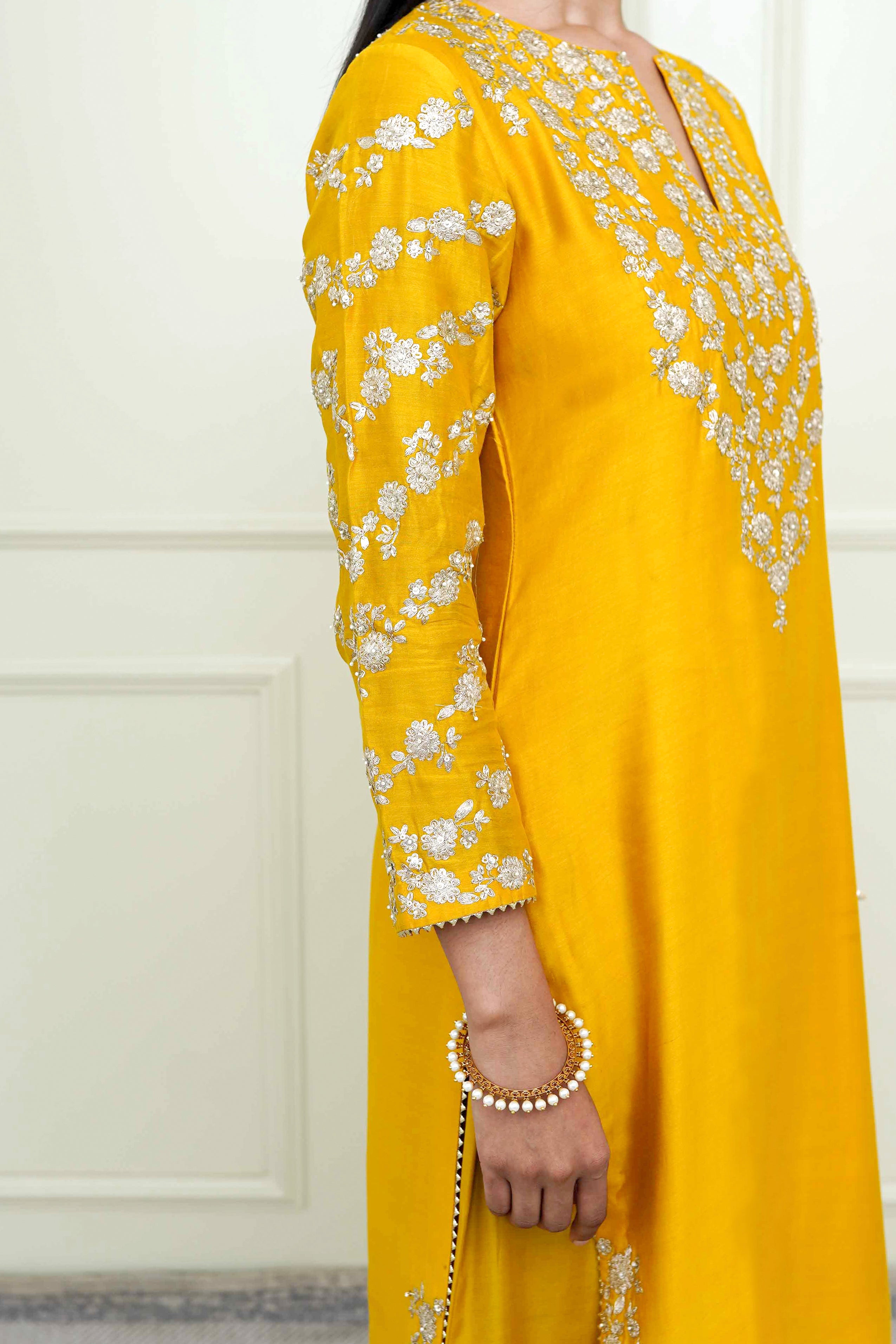 Aarvi- Glaze Mustard Tilla Embroidered Kurta Set