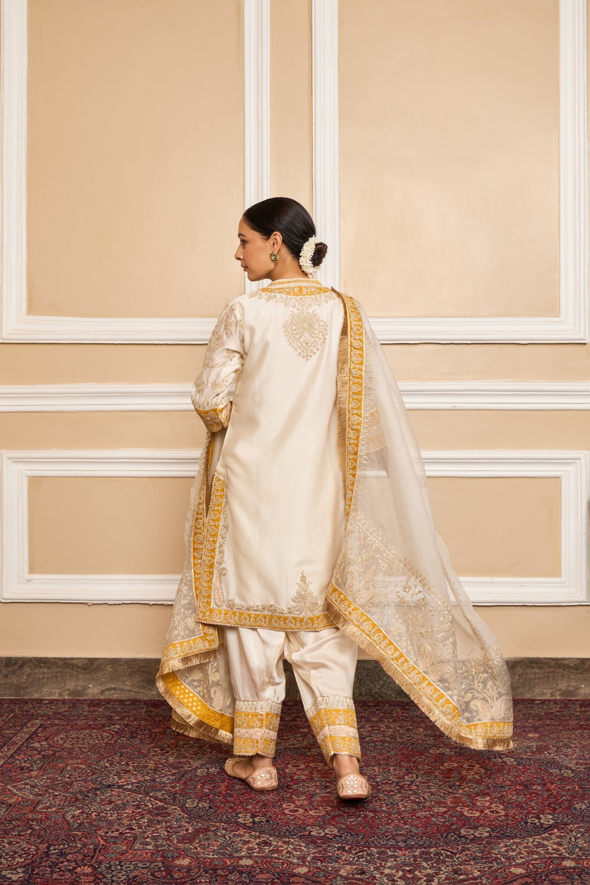 RESHAM - DAISY IVORY SHORT KURTA WITH SALWAR AND DUPATTA