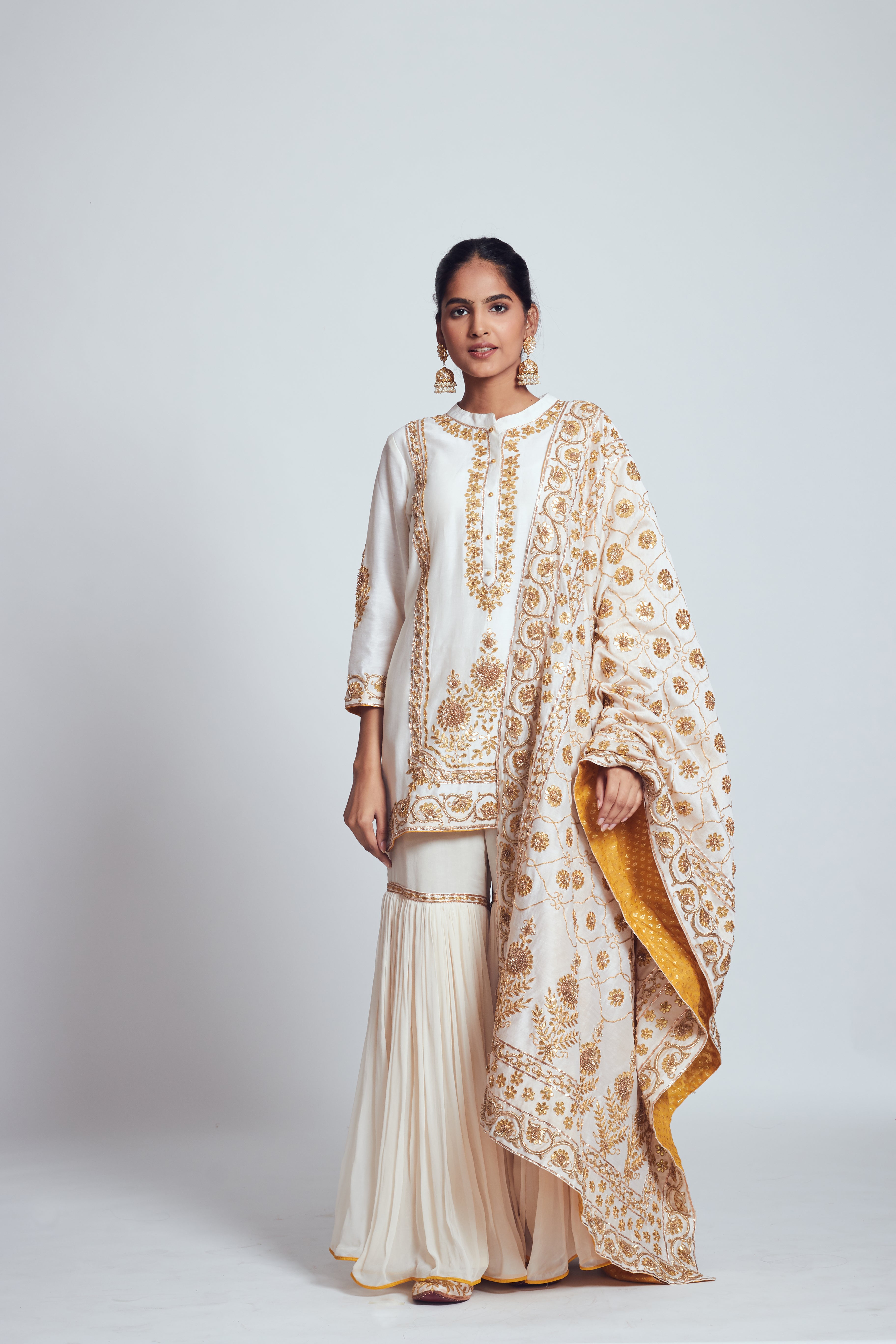 Safia- Daisy ivory gota patti & dabka zardozi work kurta garara