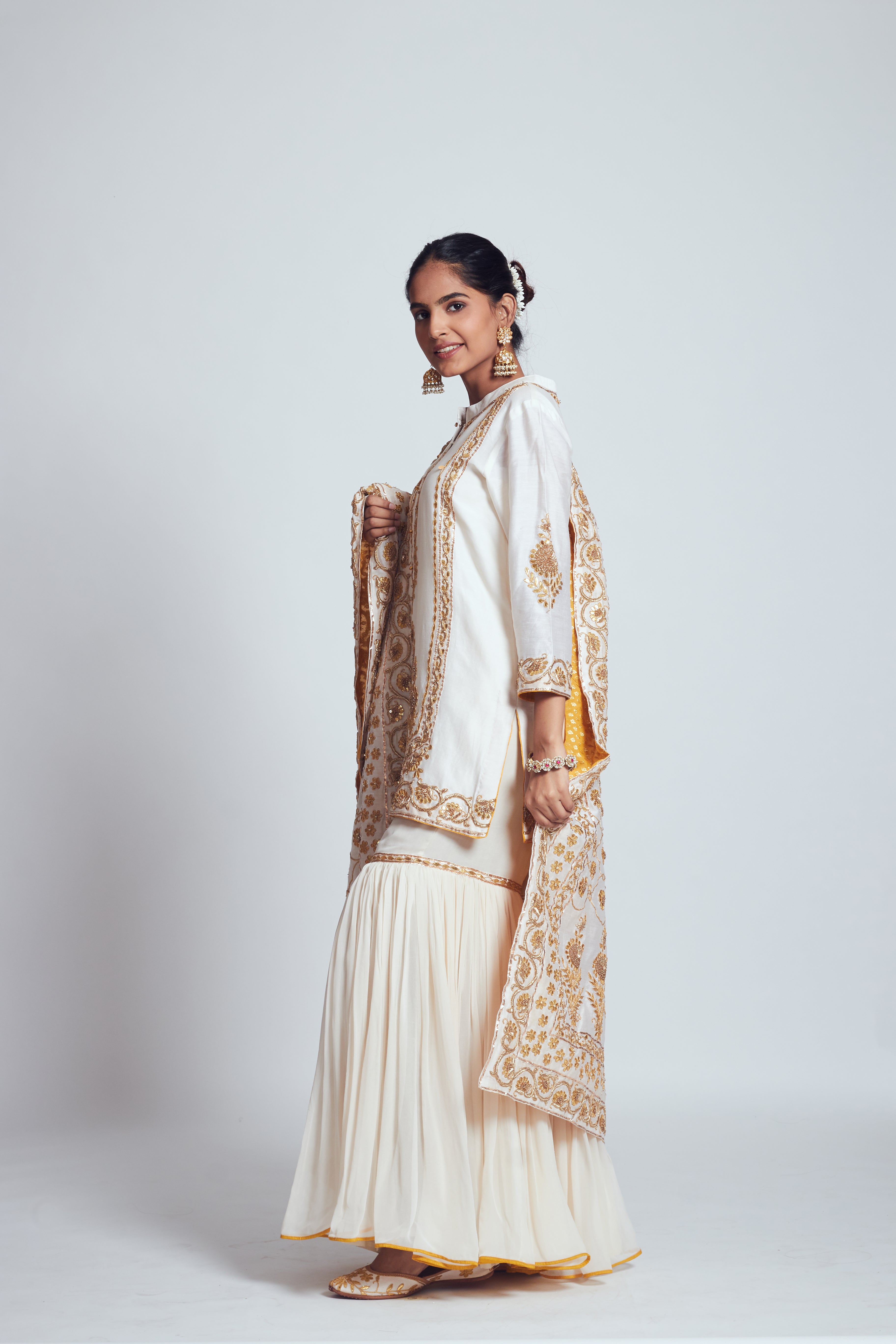 Safia- Daisy ivory gota patti & dabka zardozi work kurta garara