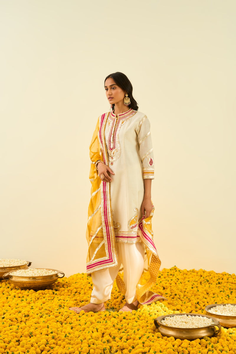 Sadiyah Daisy Ivory Princess Cut Kurta with Salwar and Dupatta