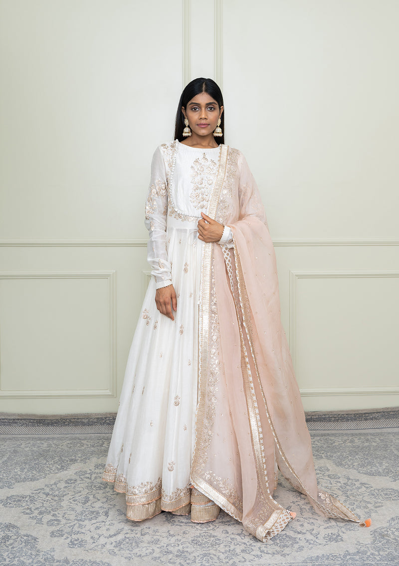 Taarini- Daisy Ivory Tilla Embroidered Anarkali Set